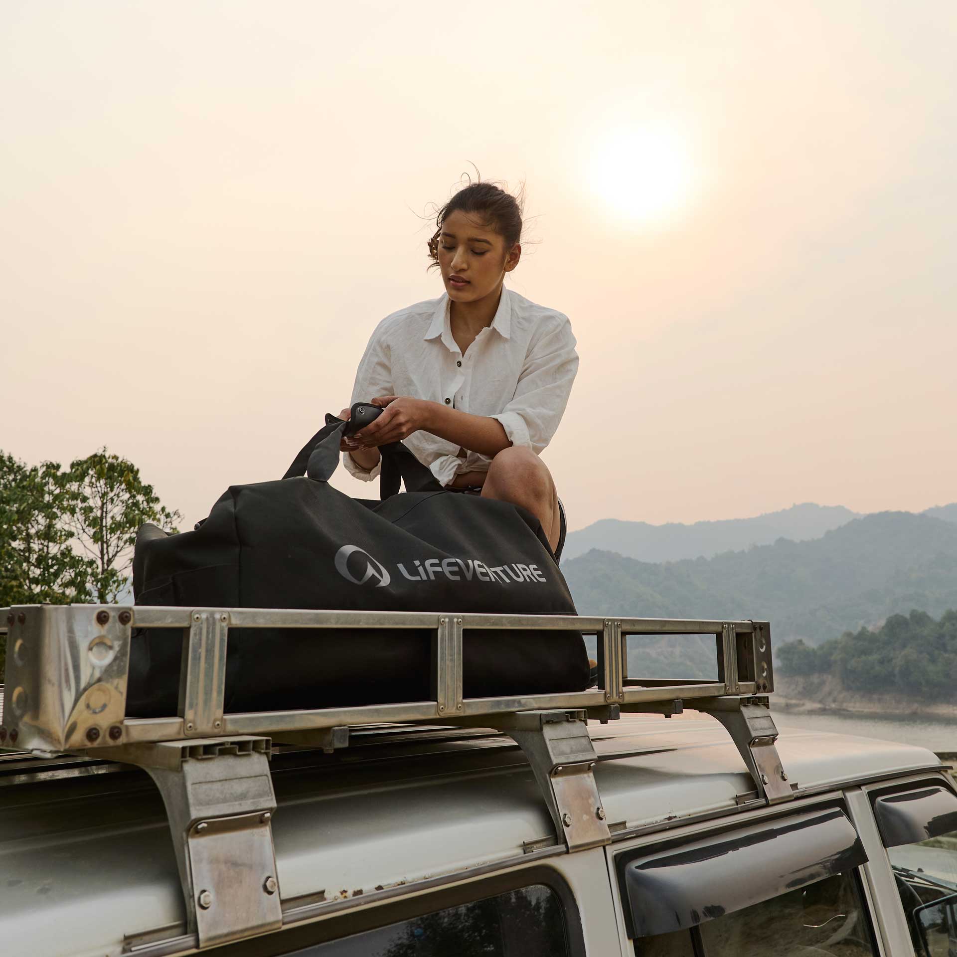 Expedition Wheeled Duffle Bag - 100L Rigid Base