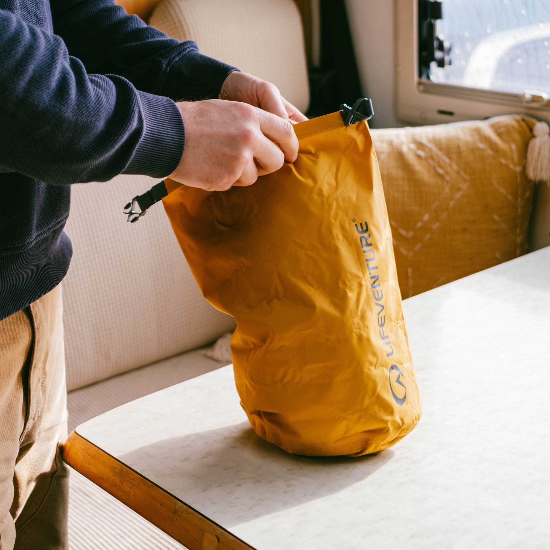 Stormlight Dry Bag - variant[Yellow,2L]