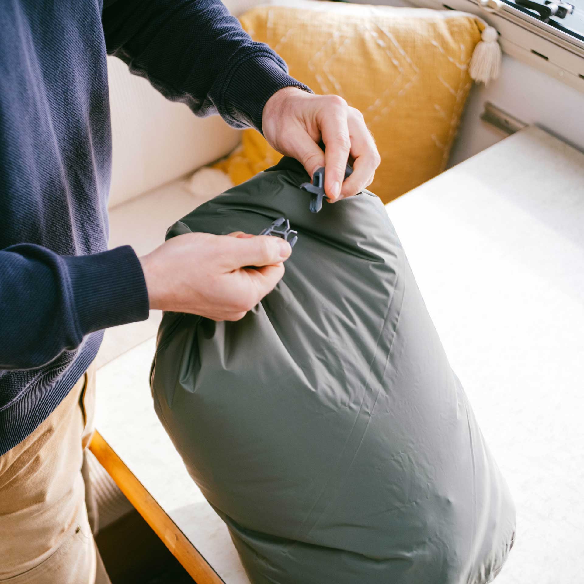 Stormlight Dry Bag - variant[Olive,25L]